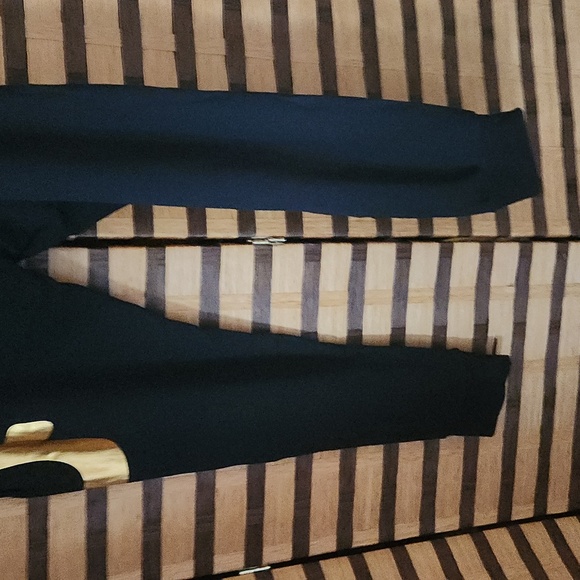 NWT!  HP!! 👍 True Religion joggers black - Picture 10 of 10